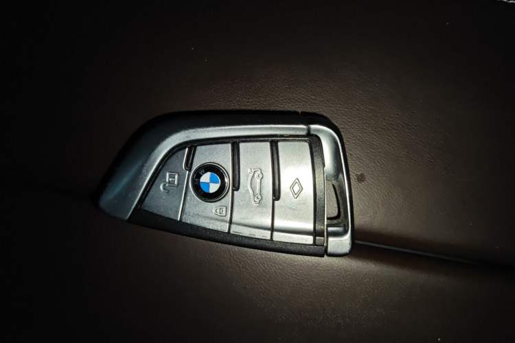 Used BMW 5 Series 2020 540i Sport Line M Sport Package Vehicle Key