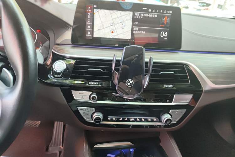 Used BMW 5 Series 2020 530Li Leading Edition Luxury Package Audio And AC Panel