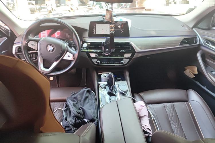 Used BMW 5 Series 2020 530Li Leading Edition Luxury Package Center Console