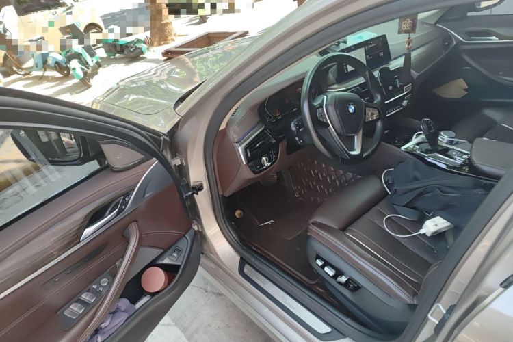 Used BMW 5 Series 2020 530Li Leading Edition Luxury Package Driver Seat