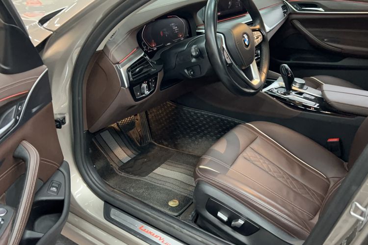 Used BMW 5 Series 2020 530Li xDrive Luxury Package Interior 2