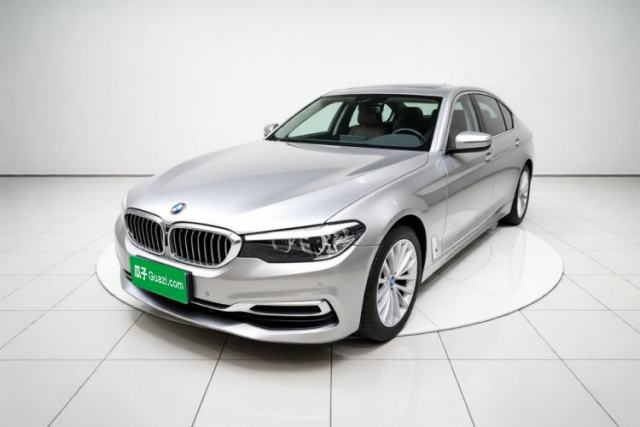 Ojetý BMW 5 Series 2020 525Li Luxury Package