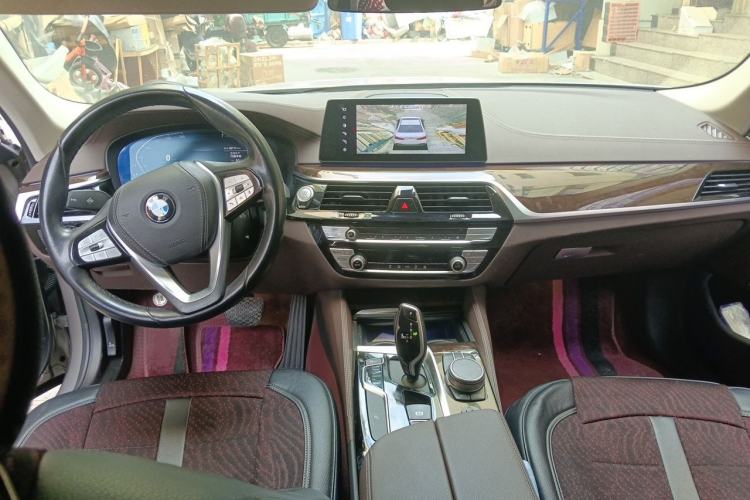 Used BMW 5 Series 2020 525Li Luxury Package Center Console