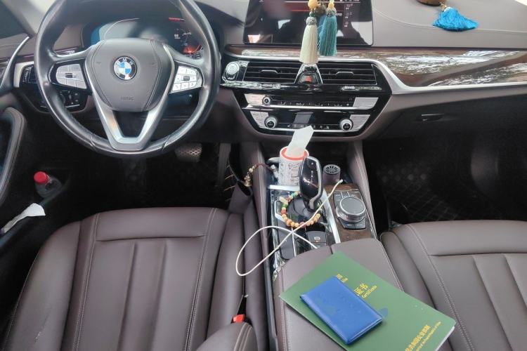 Used BMW 5 Series 2020 525Li Luxury Package Center Console