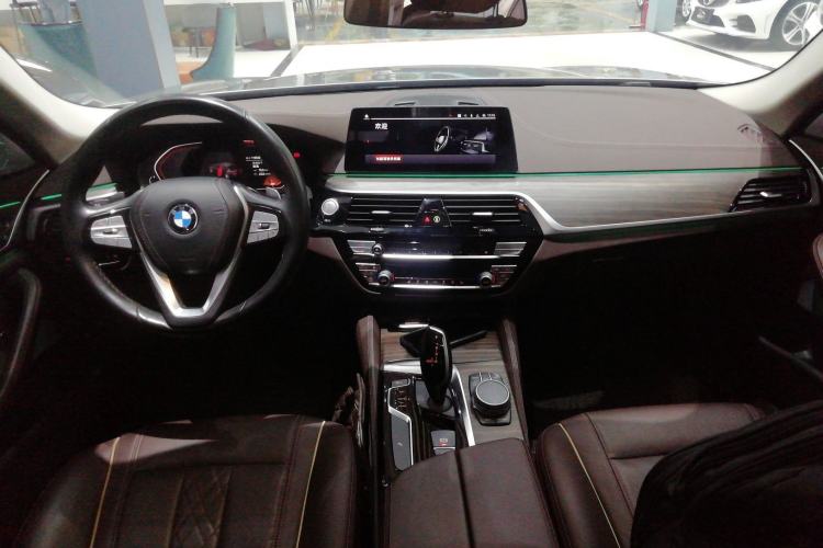 Used BMW 5 Series 2020 530Li Leading Edition Luxury Package Center Console