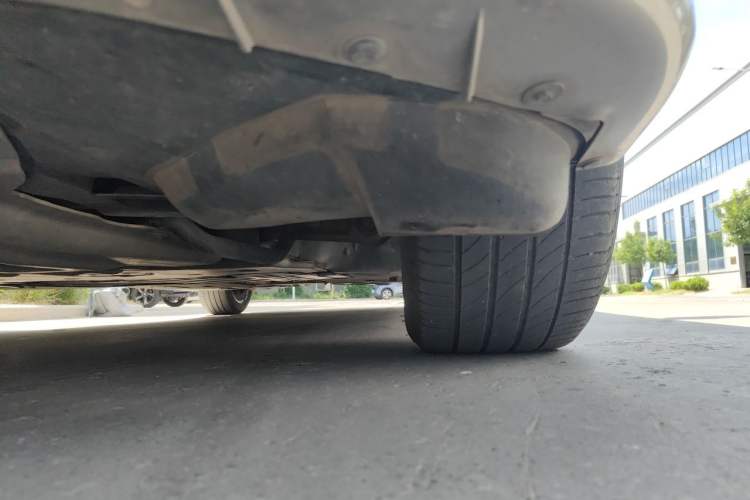 Used BMW 5 Series 2020 525Li Luxury Package Chassis Front Left