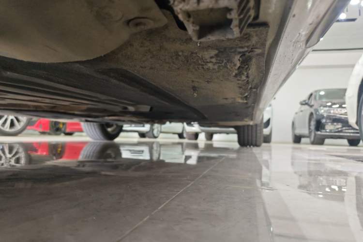 Used BMW 5 Series 2020 530Li Leading Edition Luxury Package Chassis Front Left
