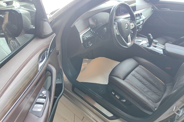 Used BMW 5 Series 2020 530Li Luxury Edition Premium Package Driver Seat