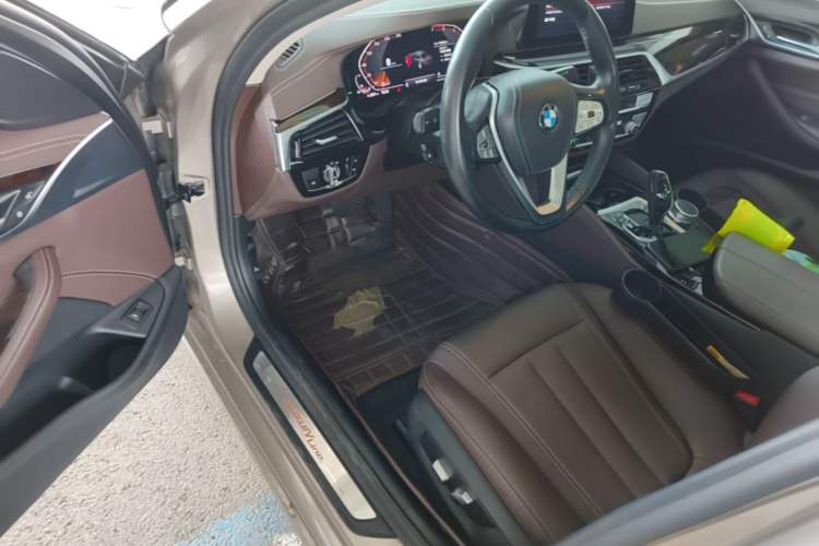 Used BMW 5 Series 2020 525Li Luxury Package Driver Seat