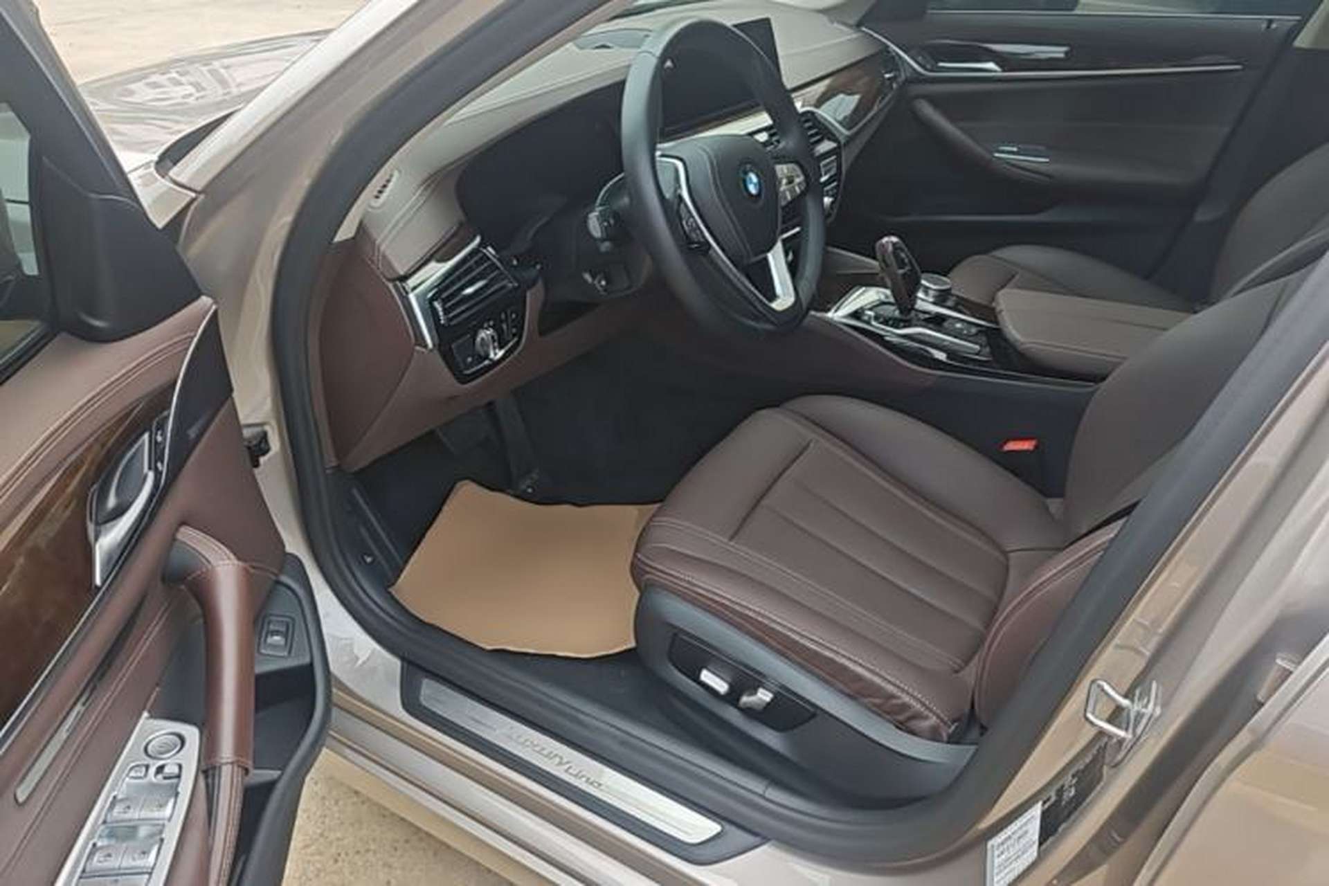 Used BMW 5 Series 2020 525Li Luxury Package Driver Seat