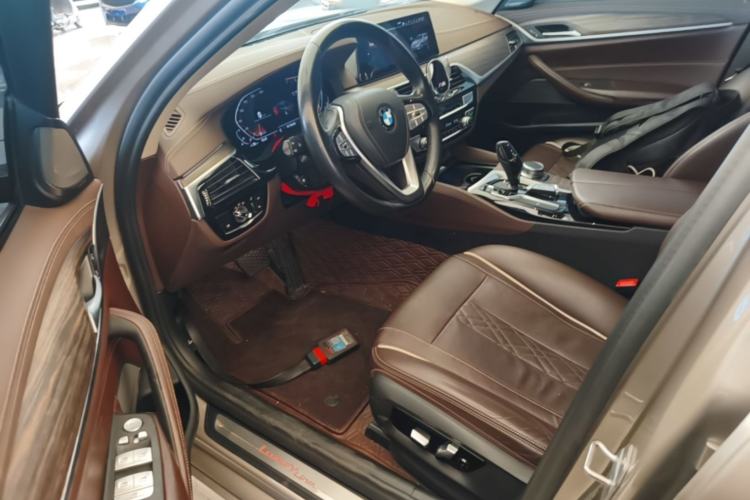 Used BMW 5 Series 2020 530Li Leading Edition Luxury Package Driver Seat