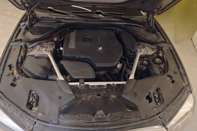 Used BMW 5 Series 2020 525Li Luxury Package Engine Bay