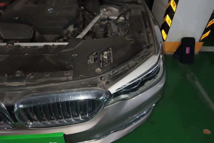 Used BMW 5 Series 2020 530Li xDrive Luxury Package Engine Bay Left