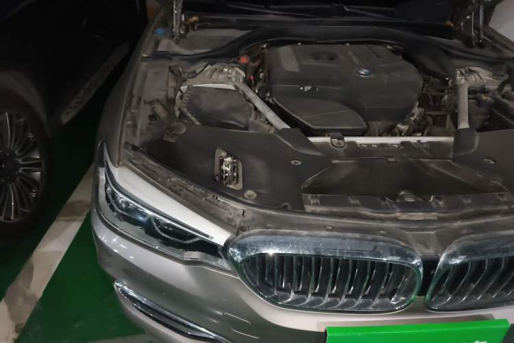 Used BMW 5 Series 2020 530Li xDrive Luxury Package Engine Bay Right