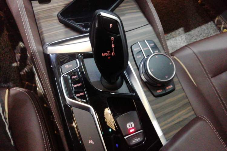 Used BMW 5 Series 2020 530Li Leading Edition Luxury Package Gear Lever