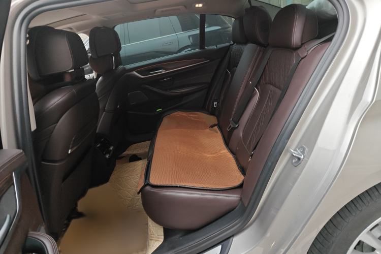 Used BMW 5 Series 2020 530Li Luxury Edition Premium Package Interior 4