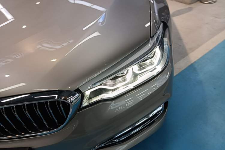 Used BMW 5 Series 2020 530Li Leading Edition Luxury Package Left Front Headlight