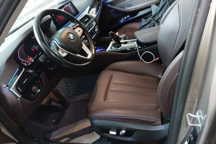 Used BMW 5 Series 2020 525Li Luxury Package Left Front Seat