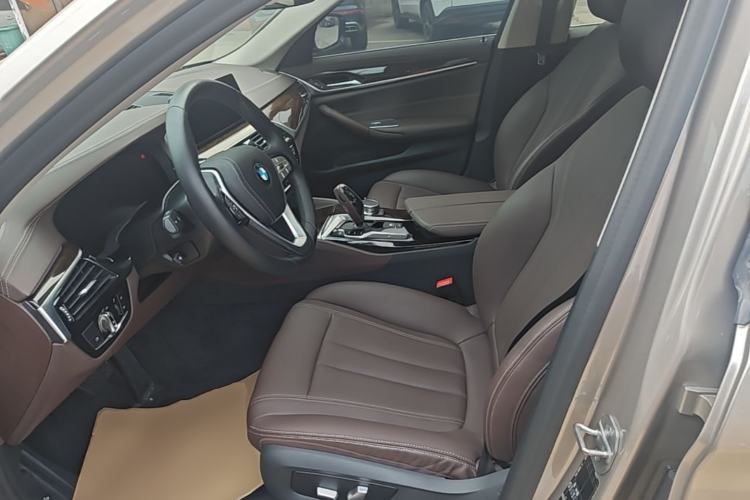 Used BMW 5 Series 2020 525Li Luxury Package Left Front Seat