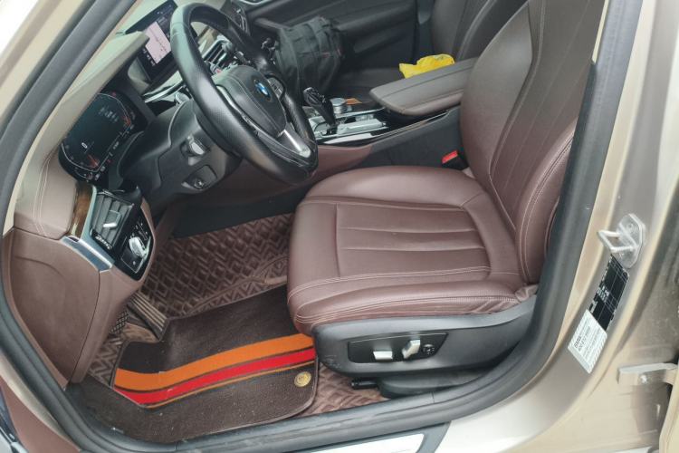 Used BMW 5 Series 2020 525Li Luxury Package Left Front Seat