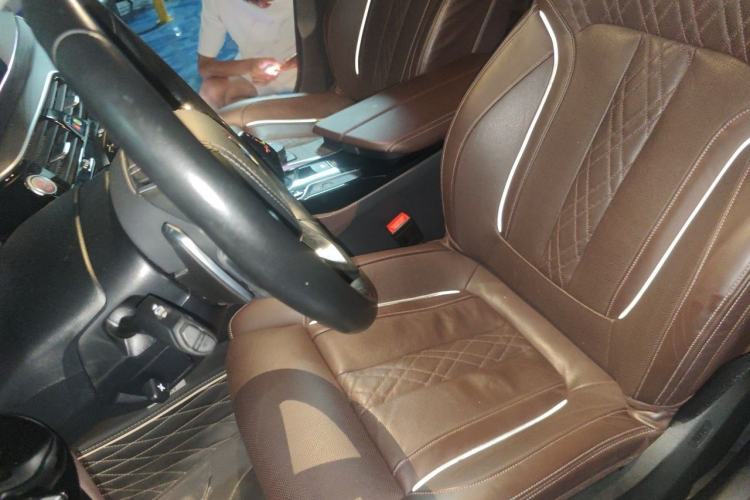 Used BMW 5 Series 2020 530Li Executive Luxury Package Left Front Seat