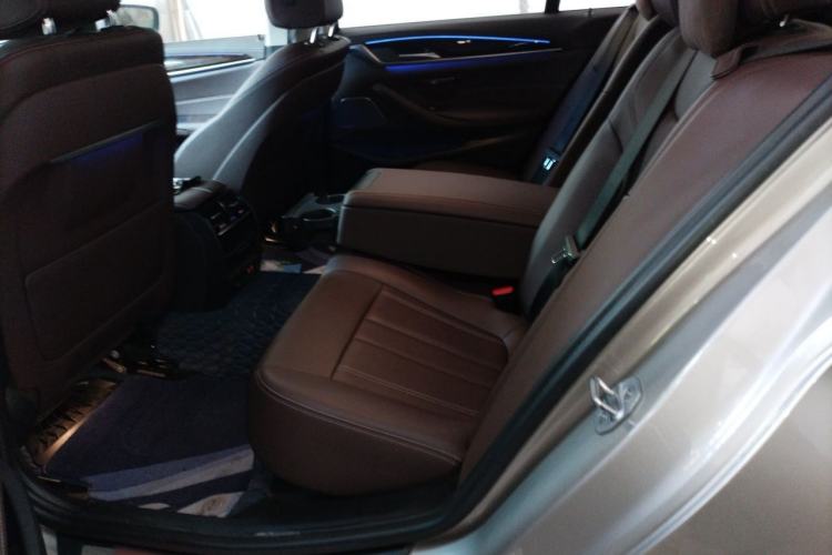 Used BMW 5 Series 2020 525Li Luxury Package Left Rear Seat