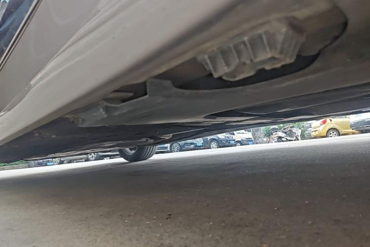 Used BMW 5 Series 2020 525Li Luxury Package Left Side Sill