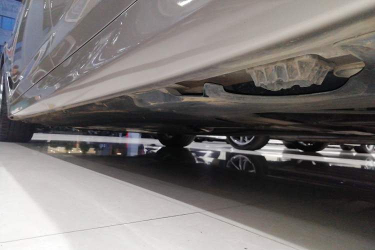 Used BMW 5 Series 2020 530Li Leading Edition Luxury Package Left Side Sill
