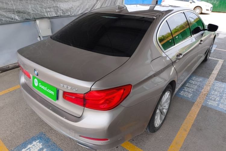 Used BMW 5 Series 2020 525Li Luxury Package Rear Right 45 Deg