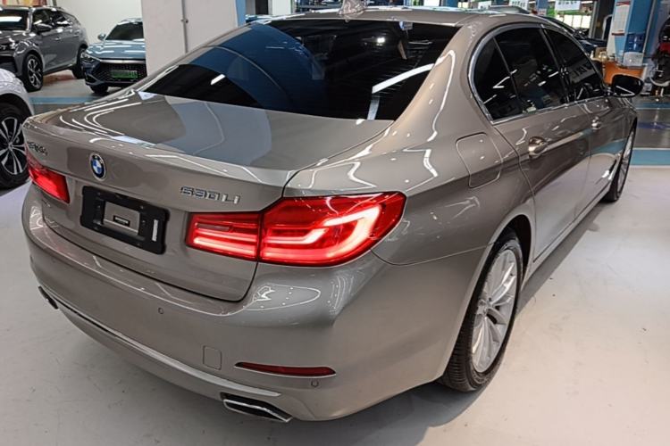 Used BMW 5 Series 2020 530Li Leading Edition Luxury Package Rear Right 45 Deg