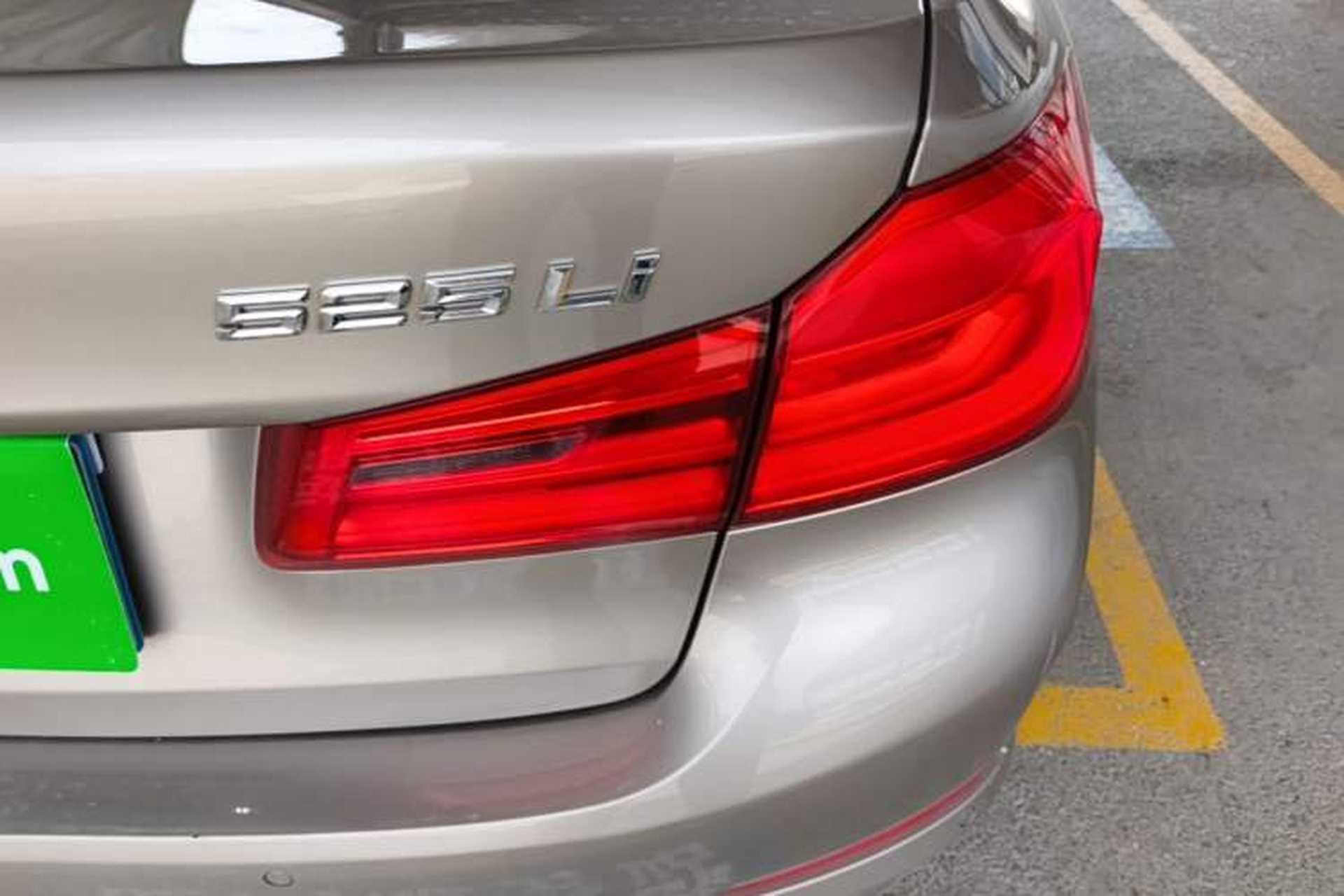Used BMW 5 Series 2020 525Li Luxury Package Right Rear Taillight