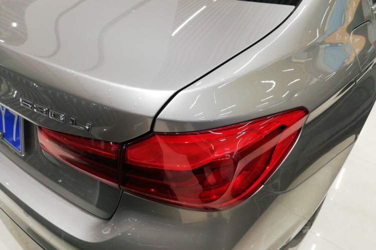Used BMW 5 Series 2020 530Li Leading Edition Luxury Package Right Rear Taillight