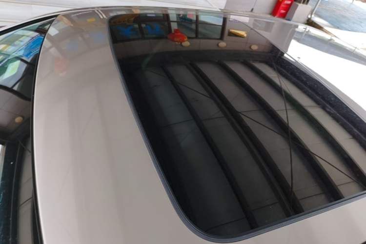 Used BMW 5 Series 2020 525Li Luxury Package Roof