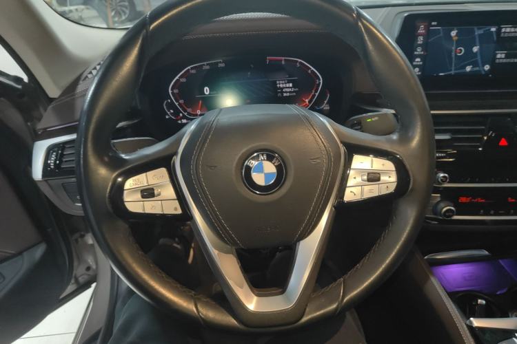 Used BMW 5 Series 2020 525Li Luxury Package Steering Wheel