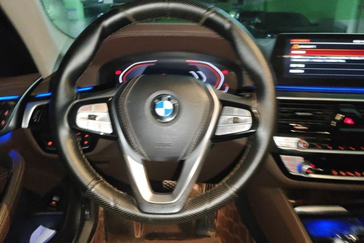 Used BMW 5 Series 2020 525Li Luxury Package Steering Wheel
