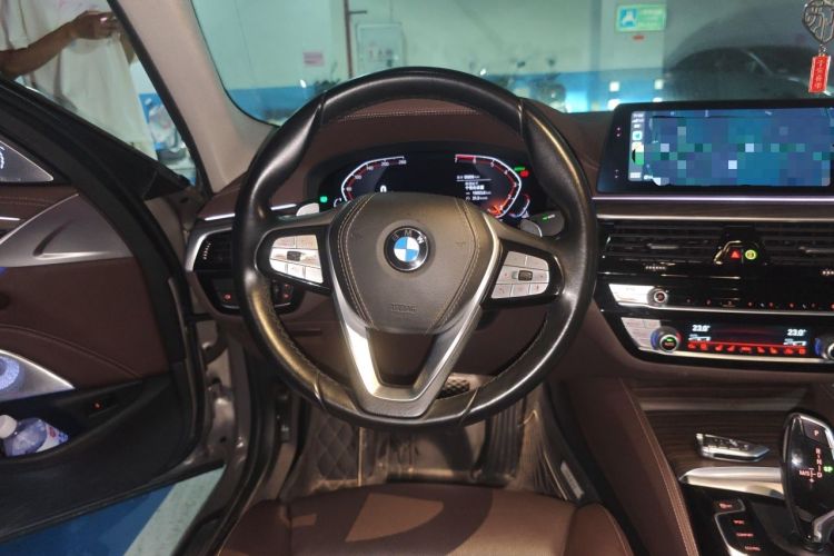 Used BMW 5 Series 2020 530Li Executive Luxury Package Steering Wheel