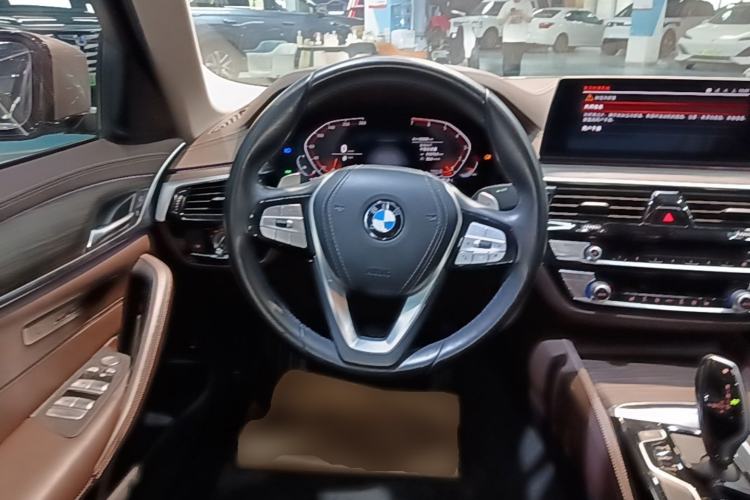 Used BMW 5 Series 2020 530Li Leading Edition Luxury Package Steering Wheel