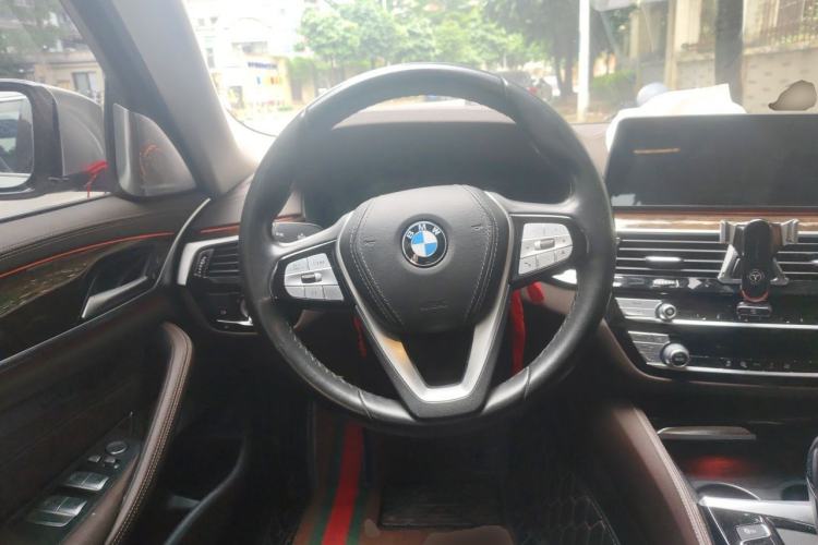 Used BMW 5 Series 2020 530Li Leading Edition Luxury Package Steering Wheel