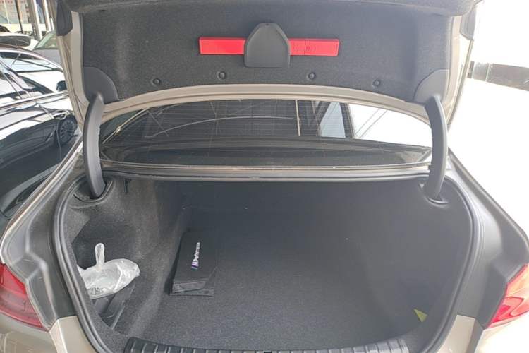 Used BMW 5 Series 2020 530Li Luxury Edition Premium Package Trunk