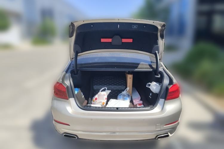 Used BMW 5 Series 2020 525Li Luxury Package Trunk