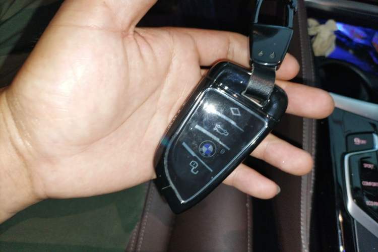 Used BMW 5 Series 2020 525Li Luxury Package Vehicle Key