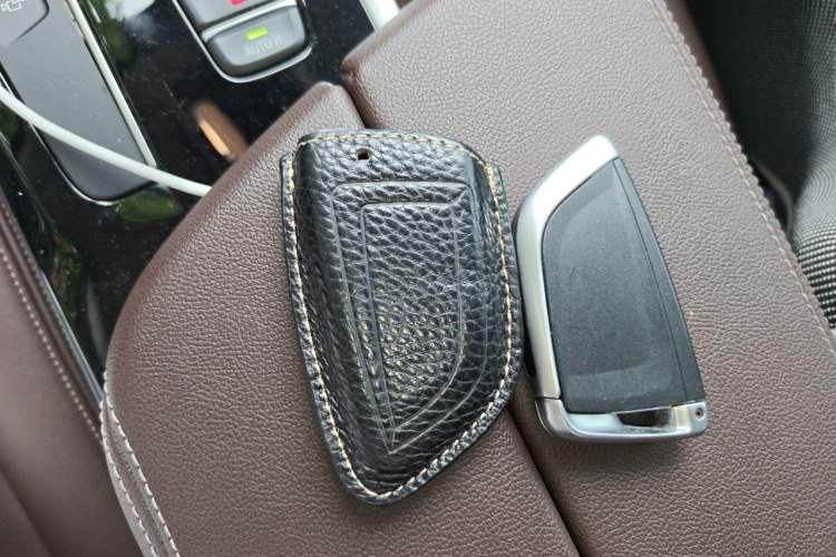 Used BMW 5 Series 2020 525Li Luxury Package Vehicle Key
