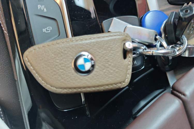 Used BMW 5 Series 2020 530Li Luxury Edition Premium Package Vehicle Key