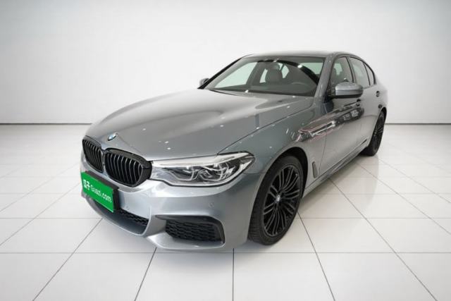 Ojetý BMW 5 Series 2020 540i Sport Line M Sport Package