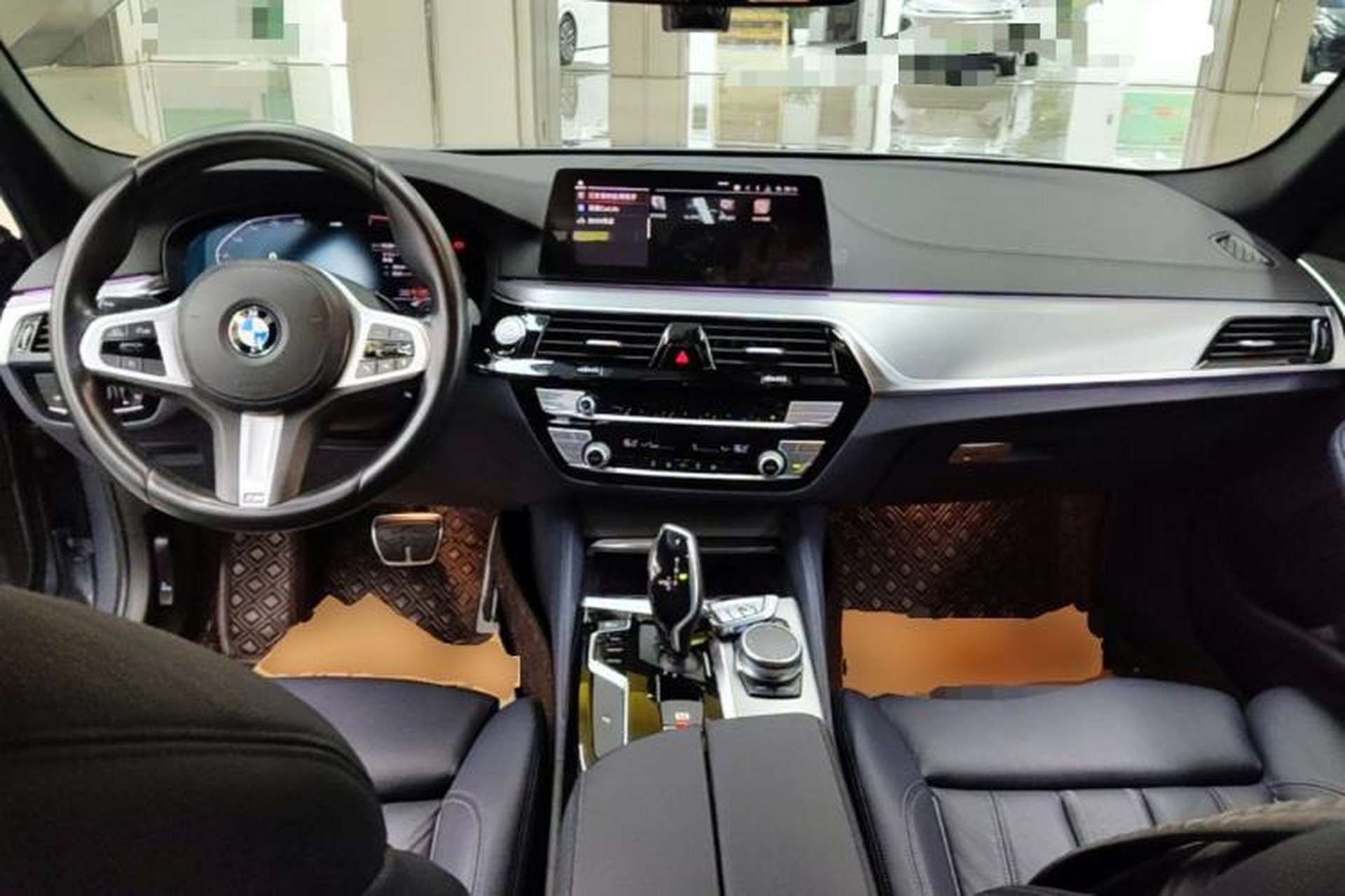 Used BMW 5 Series 2020 525i M Sport Package Center Console