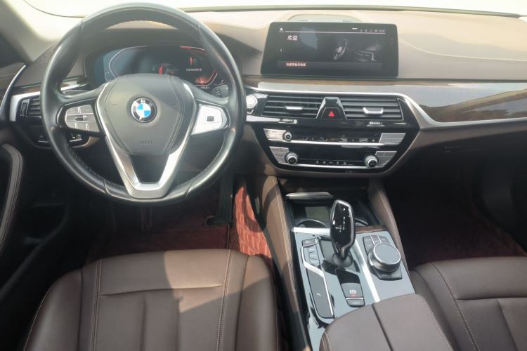 Used BMW 5 Series 2020 525Li Luxury Package Center Console