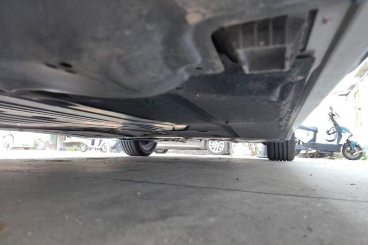 Used BMW 5 Series 2020 530Li Leading Edition Luxury Package Chassis Front Left