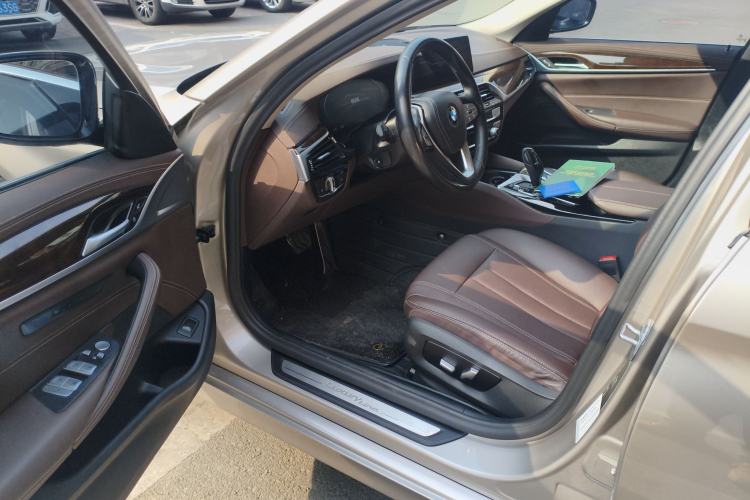 Used BMW 5 Series 2020 525Li Luxury Package Driver Seat