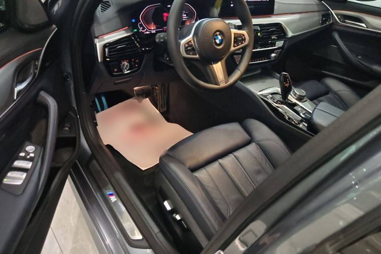 Used BMW 5 Series 2020 530i M Sport Package Driver Seat