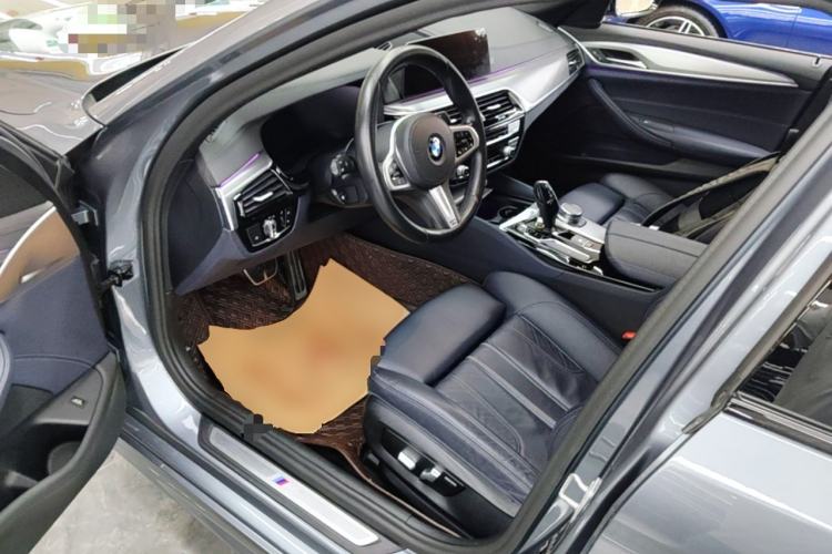 Used BMW 5 Series 2020 525i M Sport Package Driver Seat